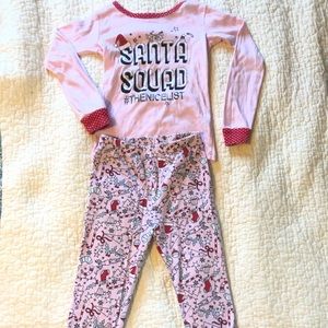 EUC. Children’s Place Christmas pajamas
